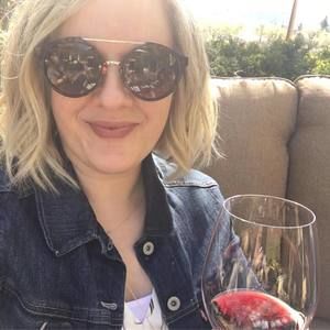 Meet your Posher, Stephanie